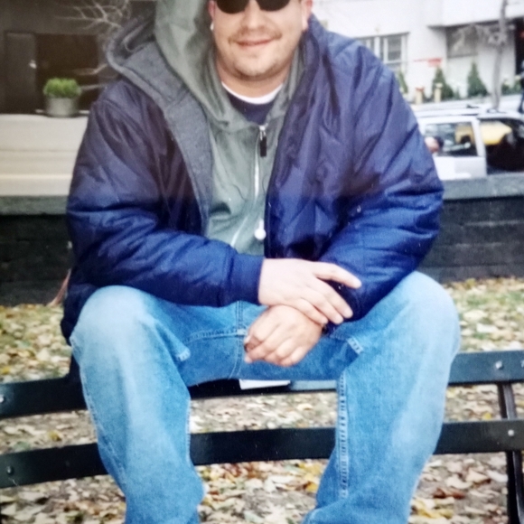 Meet your Posher, Jose - Picture 3 of 3